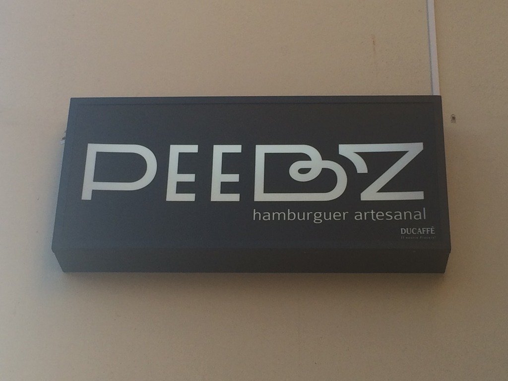 Peebz